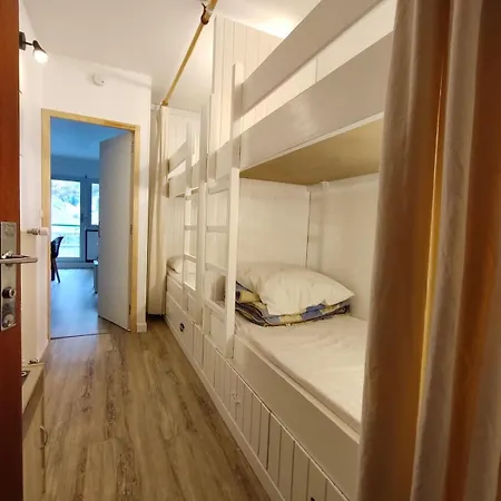Pour 8 Personnes A Gourette Lägenhet